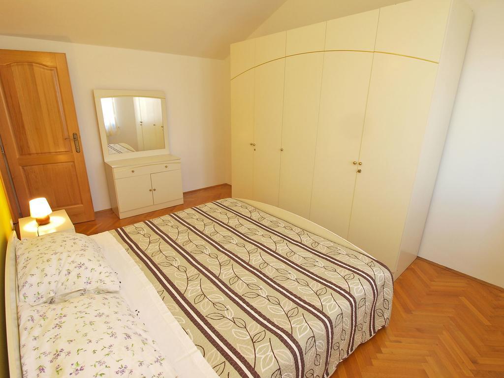 Apartment Zorko 707 ロヴィニ エクステリア 写真